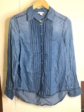 Sundance Women’s Size S Pleated Blue Tencel Denim Snap Button Down Shirt